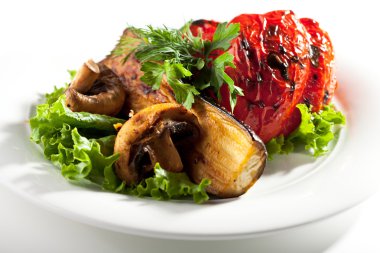 Barbekü sebze ve mantar