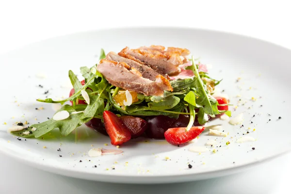 Ensalada de pato con fruta — Foto de Stock