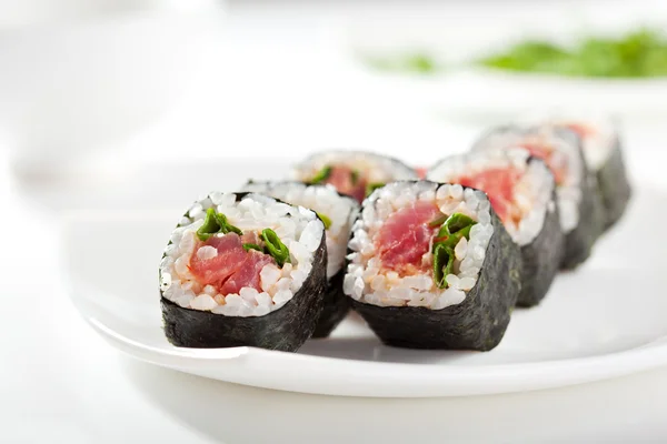 Rolo de sushi maki — Fotografia de Stock