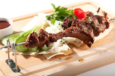 Barbekü ve ızgara koyun eti