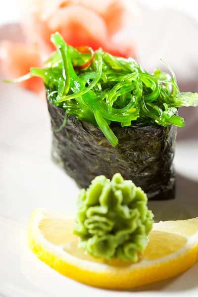 Chuka Seaweed Gunkan — Stock Photo, Image