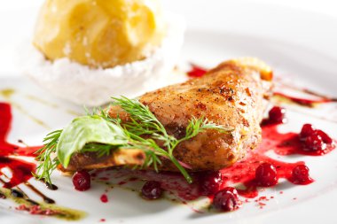 Ördek bacak ile Komposto elma