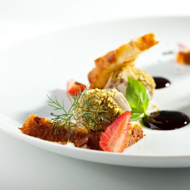 tavuk karaciğer pate ekmek ile