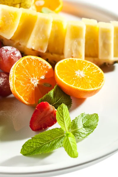 Summer Fruit Dish — Stock Photo, Image