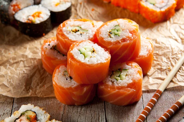 Maki sushi tekercs — Stock Fotó