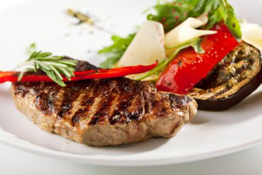 Barbekü eti biftek