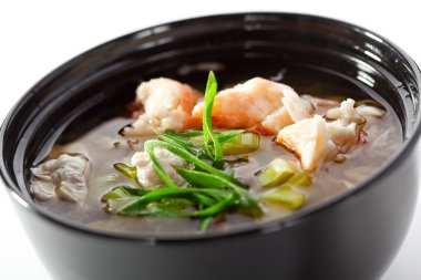 Yengeç ve yumurta çorba