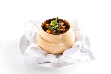 Sığır eti güveç Pot