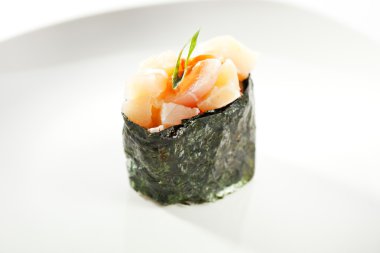 Gunkan suşi Roll