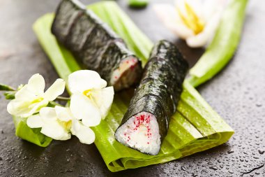 Maki suşi roll