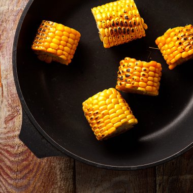 Pan Fried Mısır rustik ahşap tablo