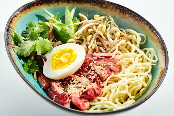 Ramen Chicken Soup Traditional Soup Chicken Ramen Noodles Other Ingredients — Stock Photo, Image