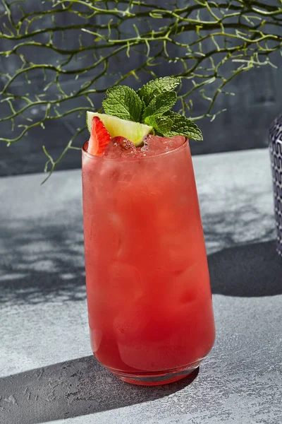 Paloma Cocktail Klasyczny Koktajl Bazie Tequili Truskawkową Tequilą Sokiem Grejpfrutowym — Zdjęcie stockowe