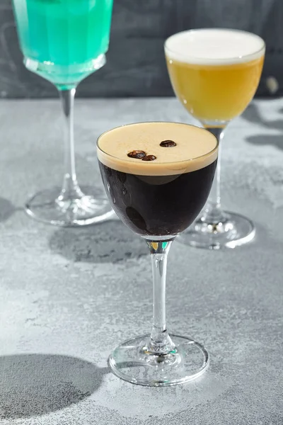 Coffee Sour Cocktail Koktajl Bazie Likieru Kawy Białą Pianką Klasyczny — Zdjęcie stockowe