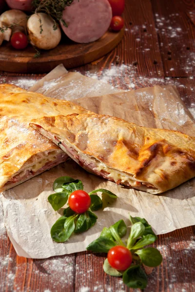 Calzone — Stock Photo, Image