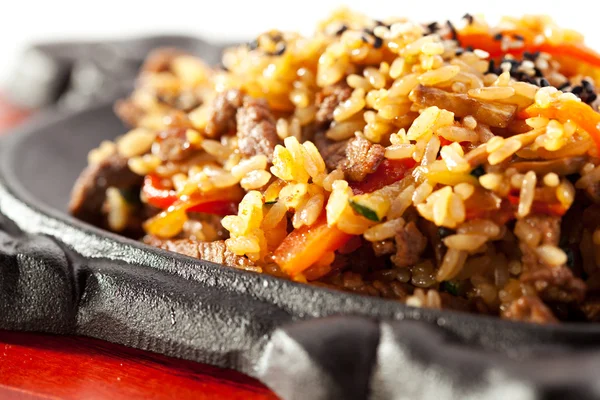 쇠고기와 쌀을 프라이 — 스톡 사진