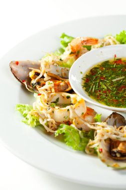 Deniz ürünleri tabağı