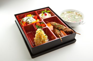 Bento Öğle Yemeği