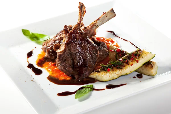 Lamb Chops and Vegetables — Stock Photo, Image