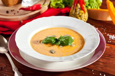 Balkabağı çorbası.