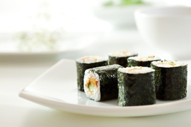 yılan balığı rulo