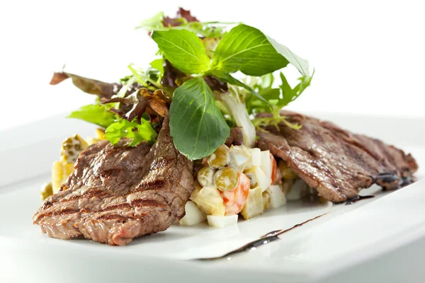 Salada de carne de bovino — Fotografia de Stock