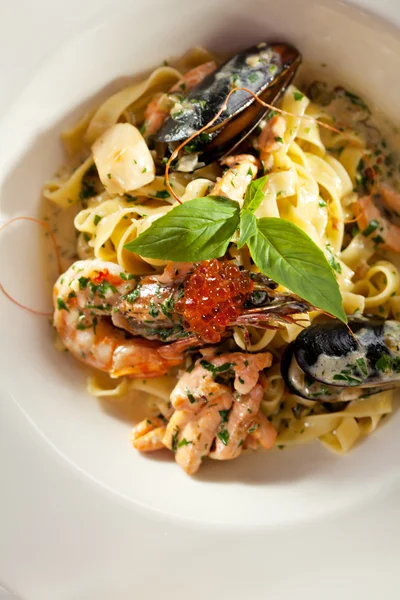 Zeevruchten pasta — Stockfoto