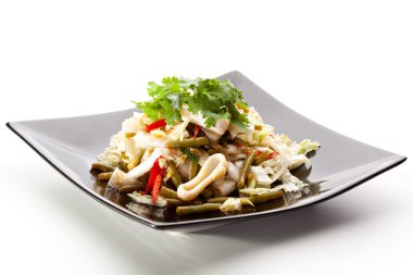 Deniz ürünleri tabağı