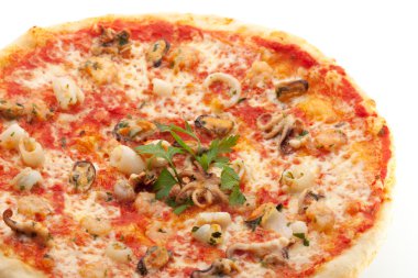 Deniz ürünleri pizza