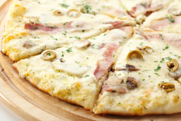 Pizza delicata — Foto Stock