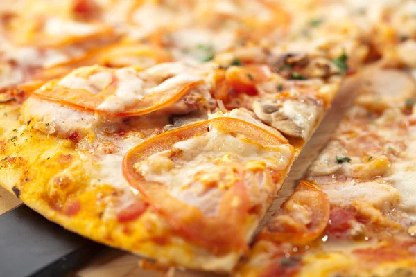 İtalyan pizzası.