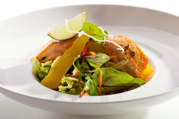 Insalata di salmone — Foto Stock