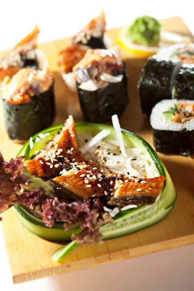 Japanese Cuisine - Sushi Set — Stock Photo, Image