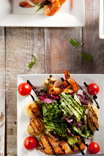 Ensalada de Mariscos con Tomate — Foto de Stock