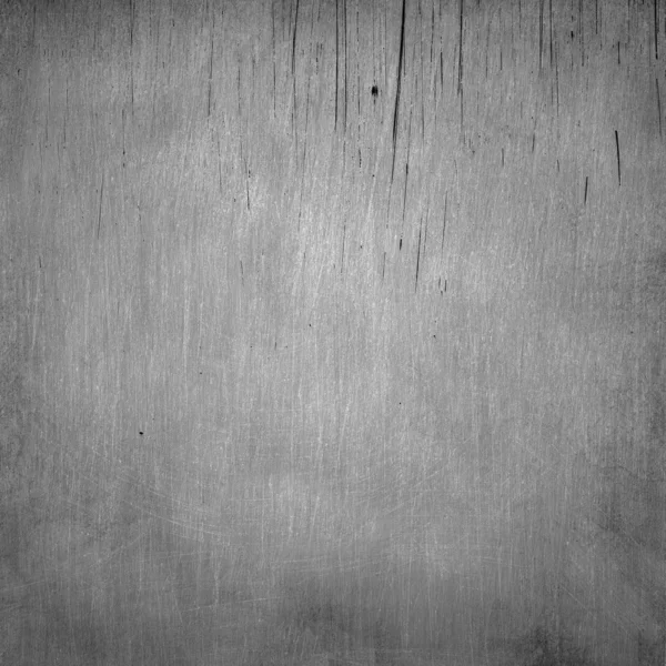 Kırık dalgaların karaya attığı odun