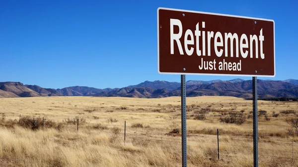 Retirement brown road sign — Stock Photo, Image