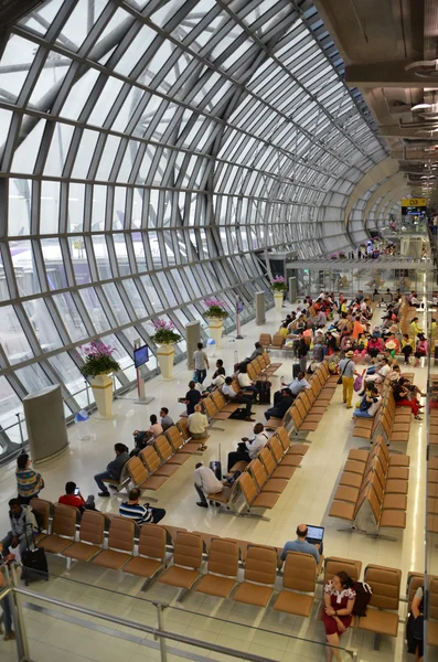 Modern design av Bangkoks internationella flygplats i Bangkok — Stockfoto
