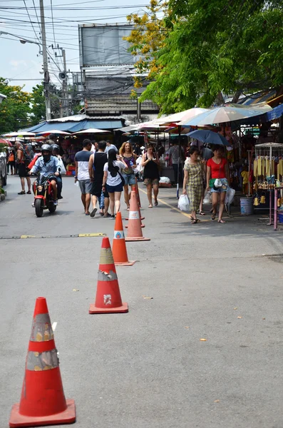 Mercado de fin de semana Chatuchak en Bangkok — Foto de Stock