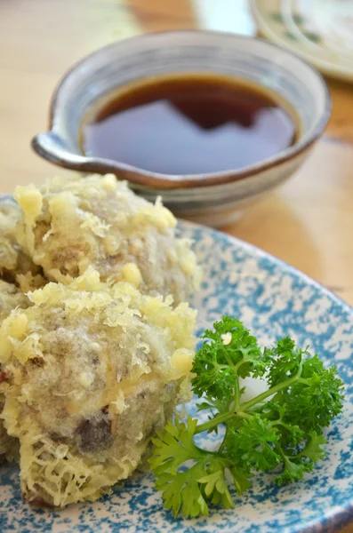 Japońskiej tempurze z świeżych grzybów — Zdjęcie stockowe