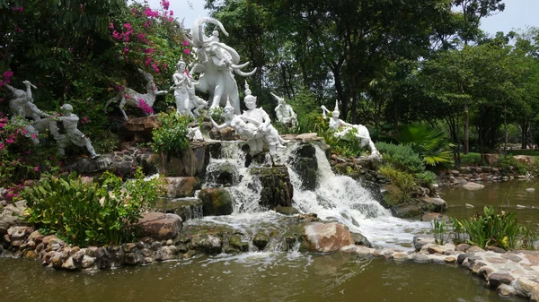 Jardin du Ramayana dans la ville antique, Bangkok — Photo