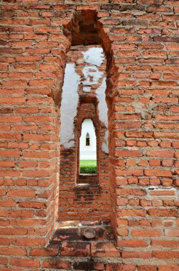 Antik kale geçitle tuğla