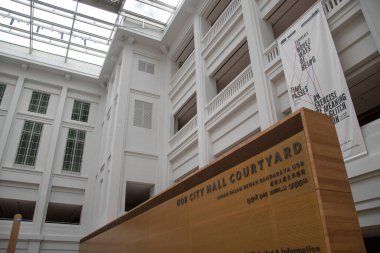 Singapur, - 8 Kasım 2020: Singapur 'un eski belediye binası, şu anda Singapur Ulusal Galerisi