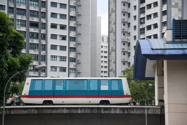 Singapur November 2020 Selbstfahrende Leichte Stadtbahn Auf Hochgleisen Singapur Stadtbahn — Stockfoto