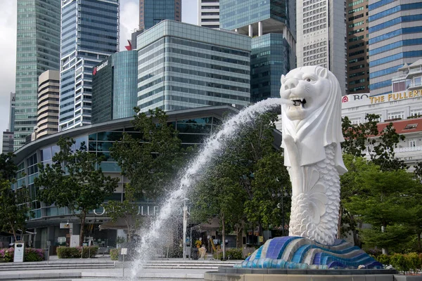 Singapur Nov 2020 Fuente Merlion Frente Hotel Marina Bay Sands —  Fotos de Stock