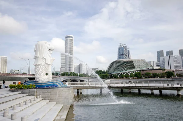 Singapur Nov 2020 Fuente Merlion Frente Hotel Marina Bay Sands — Foto de Stock