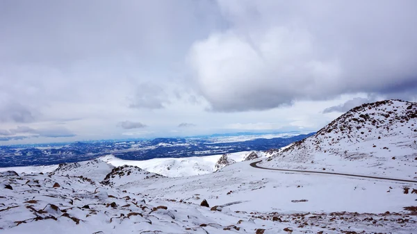 Landschap weergave van pikes peak nationaal park, colorado in de winter — Stockfoto
