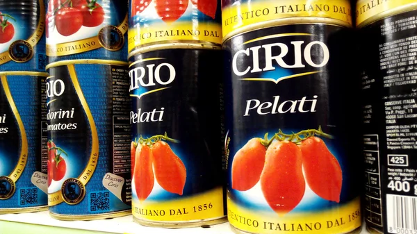 Cirio těstoviny omáčkou — Stock fotografie