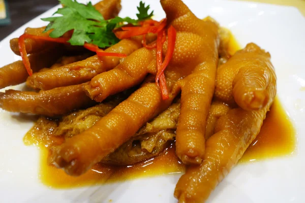 Zampe di pollo cotte cinesi — Foto Stock