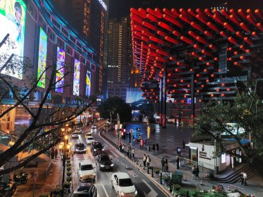 Chongqing, China- 2 Kasım 2025: Çin 'deki Chongqing Sanat Müzesi' nin şaşırtıcı ve şaşırtıcı derecede güzel gece manzarası