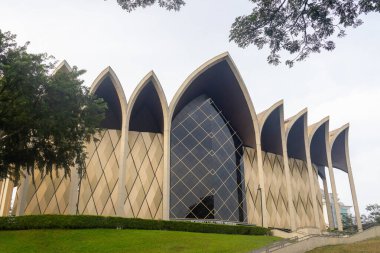 Kuching, Malezya - 28 Ocak 2026: Kuching, Malezya Borneo Kültür Müzesi. Müzede atalarımızın sanatı saygı duyulan tarihi, canlılığı ve Sarawak 'ın zengin kültürel tarihini sergiliyor.